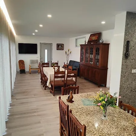 Pensión Quinta De Basto House Felgueiras